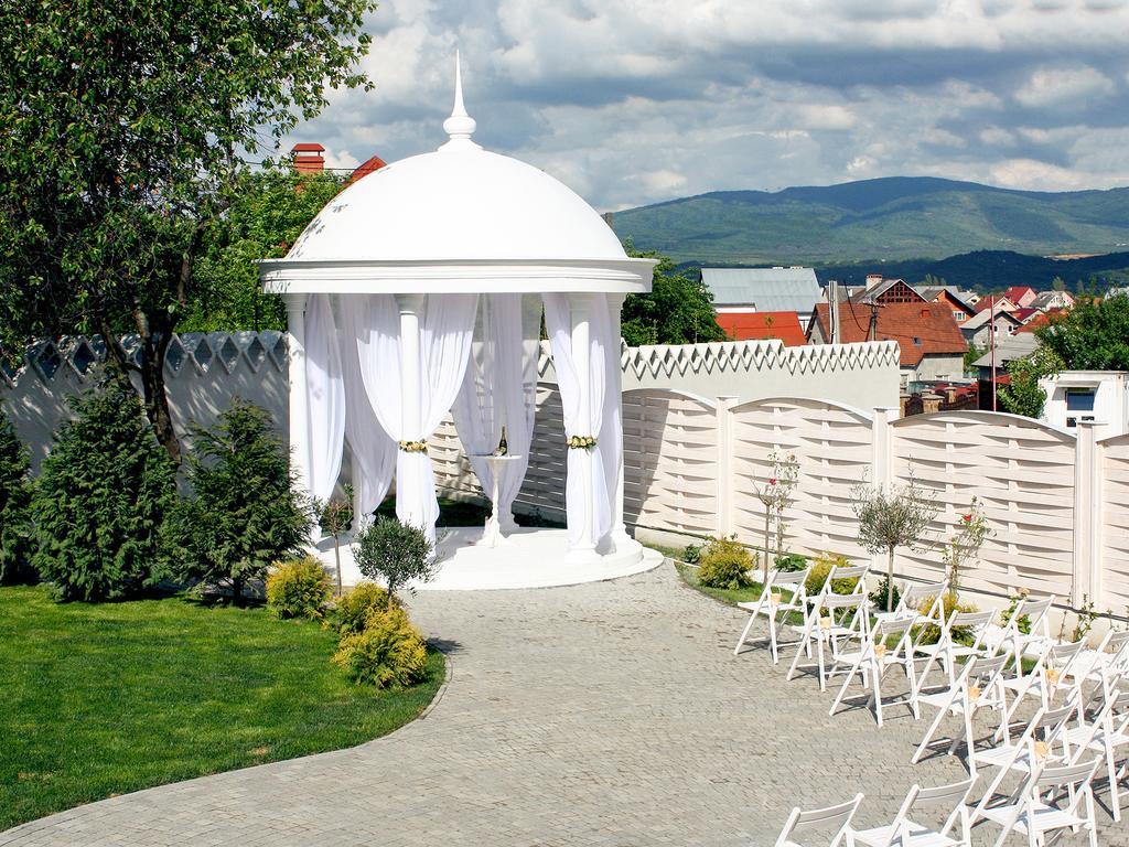 Hotel Kilikiya Uzjhorod Eksteriør billede