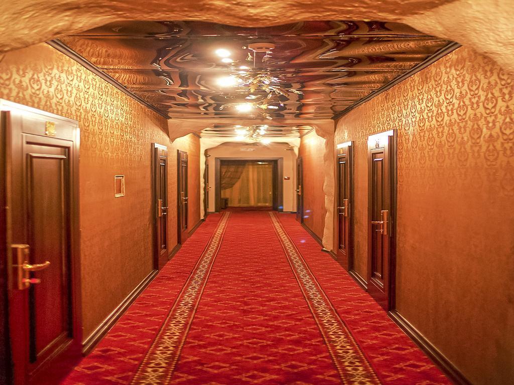 Hotel Kilikiya Uzjhorod Eksteriør billede