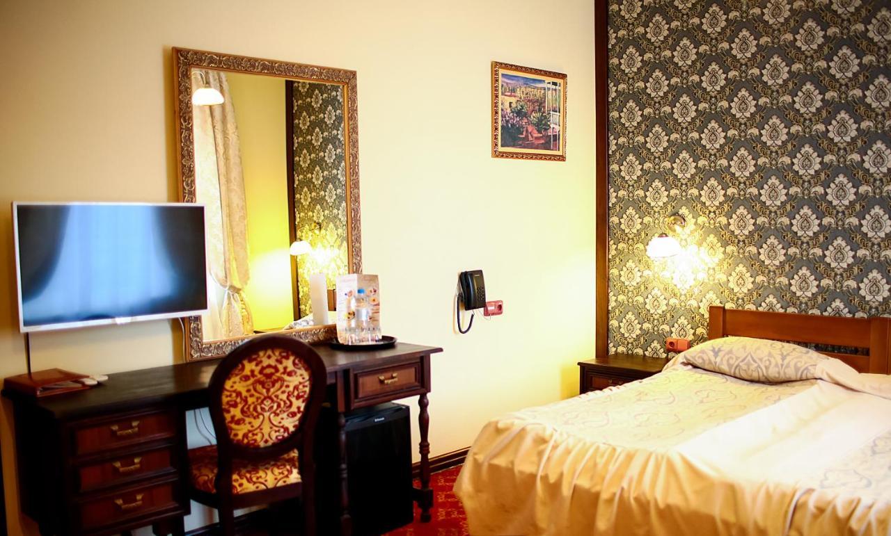 Hotel Kilikiya Uzjhorod Eksteriør billede